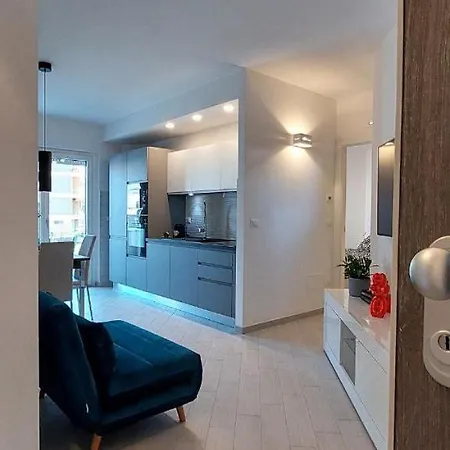 Interno 5