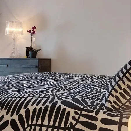 Interno 5 Apartment